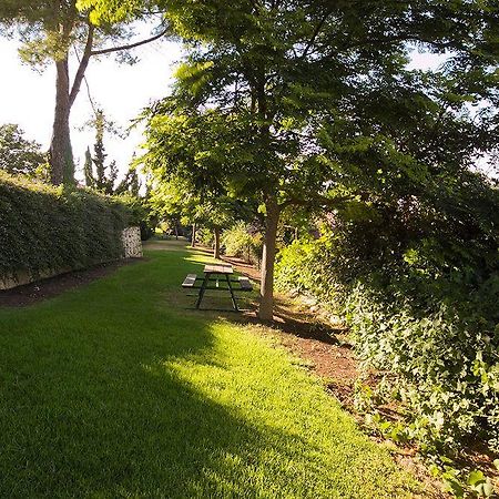 Shoresh Green Hills Family Suites Hotel Esterno foto