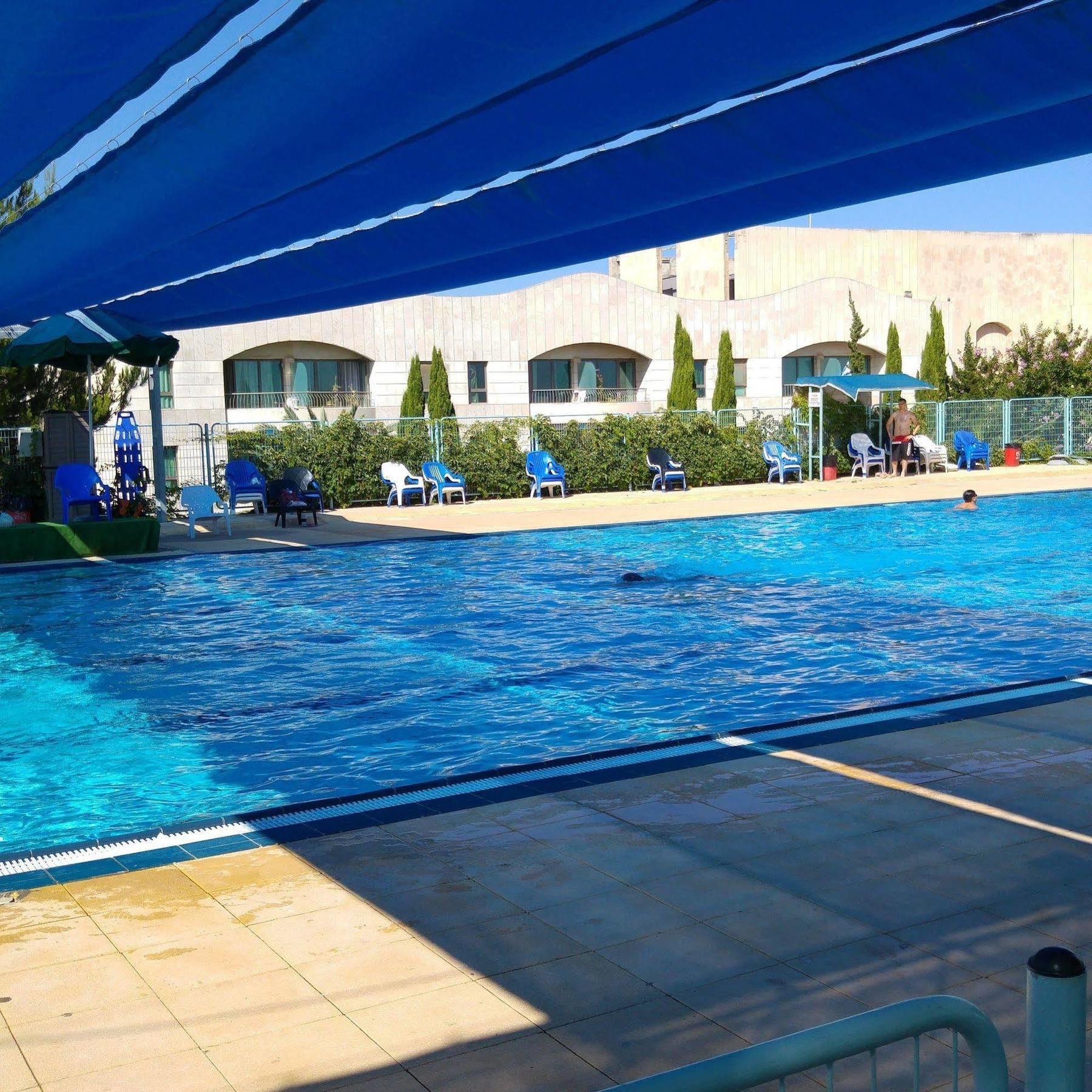 Shoresh Green Hills Family Suites Hotel Esterno foto